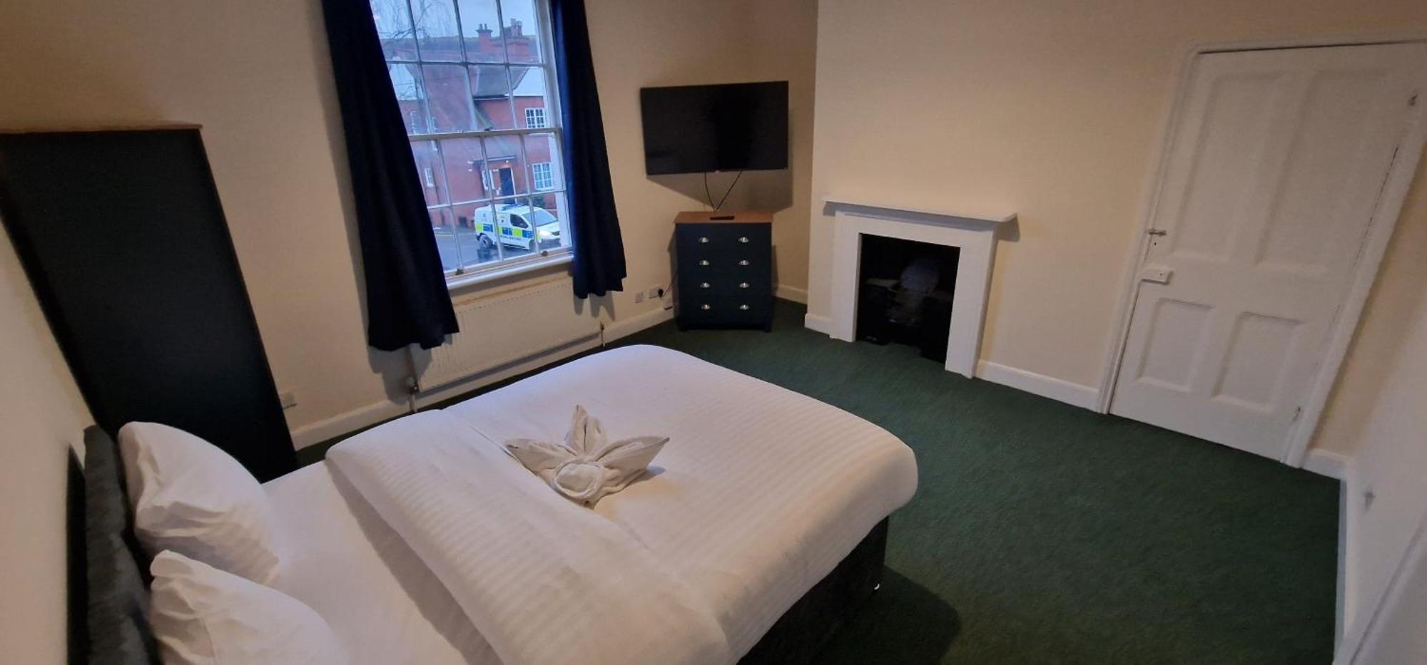 Self Check In Rooms Central Wakefield Bagian luar foto